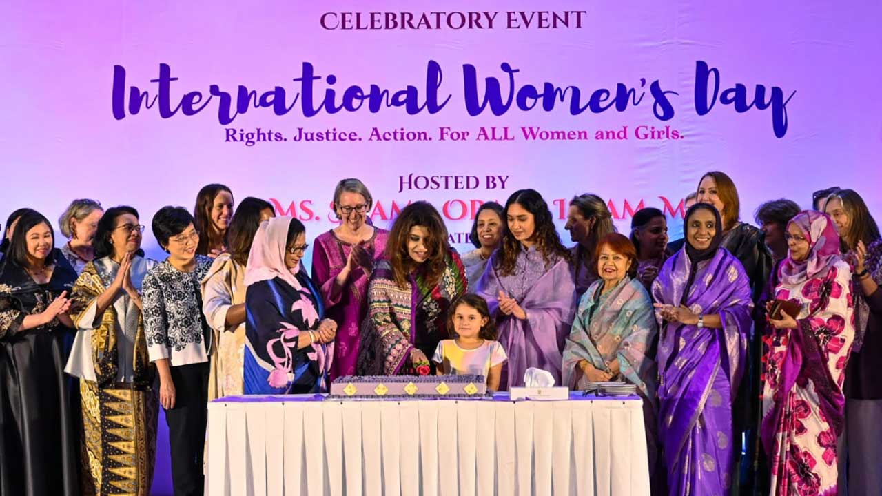 নারী-কন্যাশিশুর প্রতি সহিংসতা প্রতিরোধে সরকার দৃঢ় প্রতিজ্ঞ: শামা ওবায়েদ