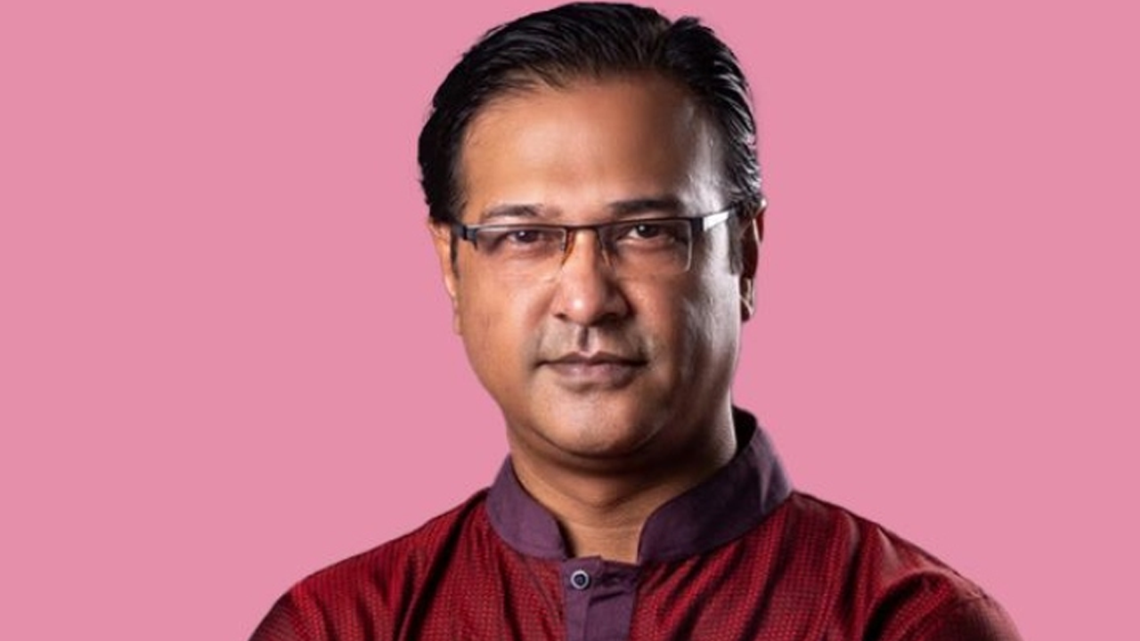 বিদেশি মদ মামলায় খালাস পেলেন আসিফ আকবর