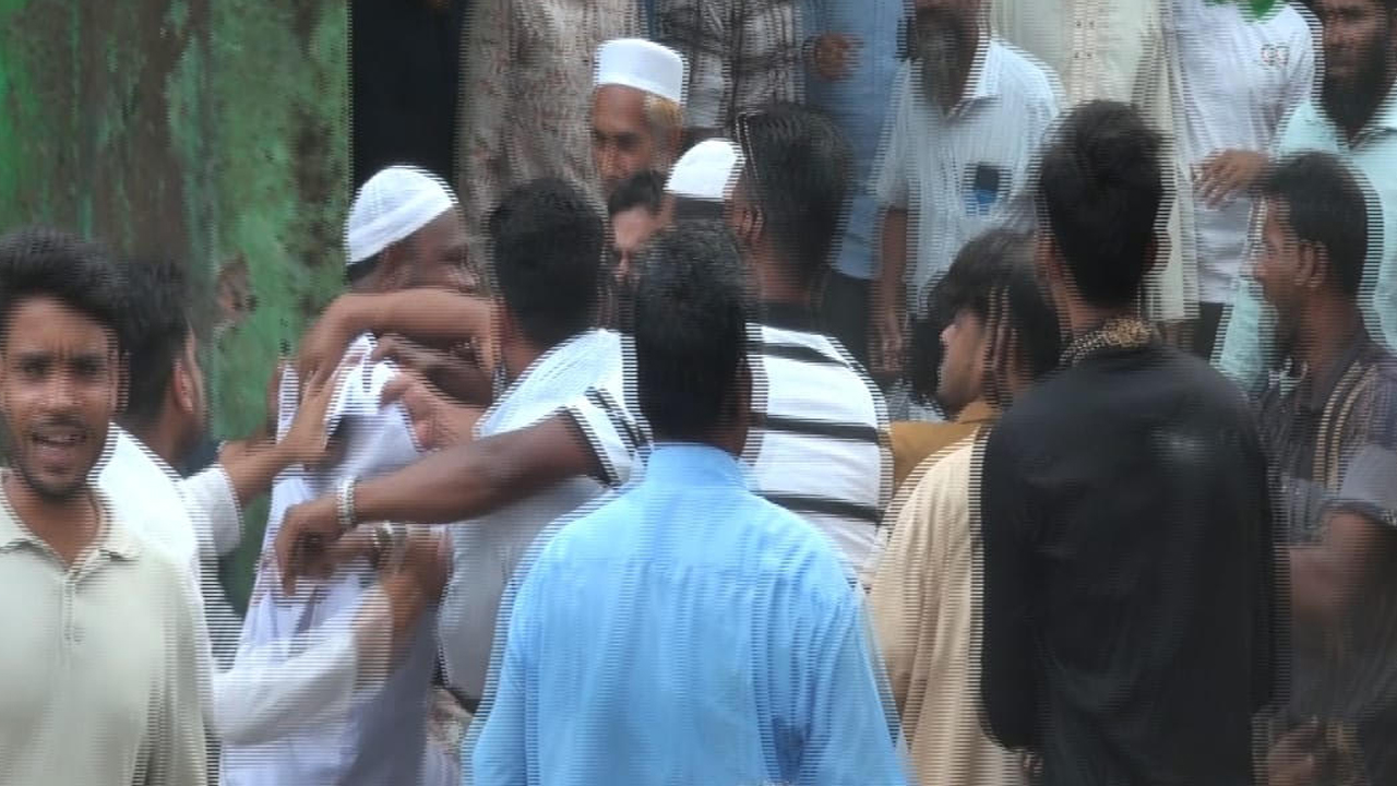 বরিশালে ইউপি চেয়ারম্যানের ওপর বিএনপি নেতাকর্মীদের হামলা