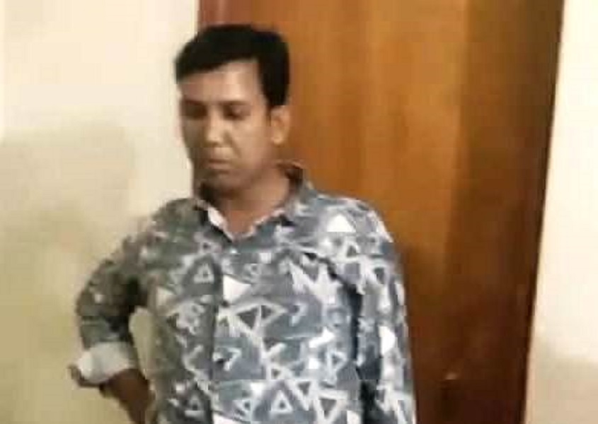 কুড়িগ্রামে সরকারি ওষুধ পাচারের চেষ্টা, স্টোরকিপার আটক