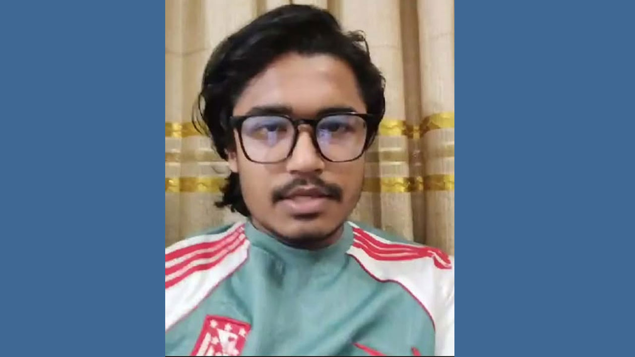 এনসিপির আহ্বায়ককে জুতা পেটা করার হুমকি