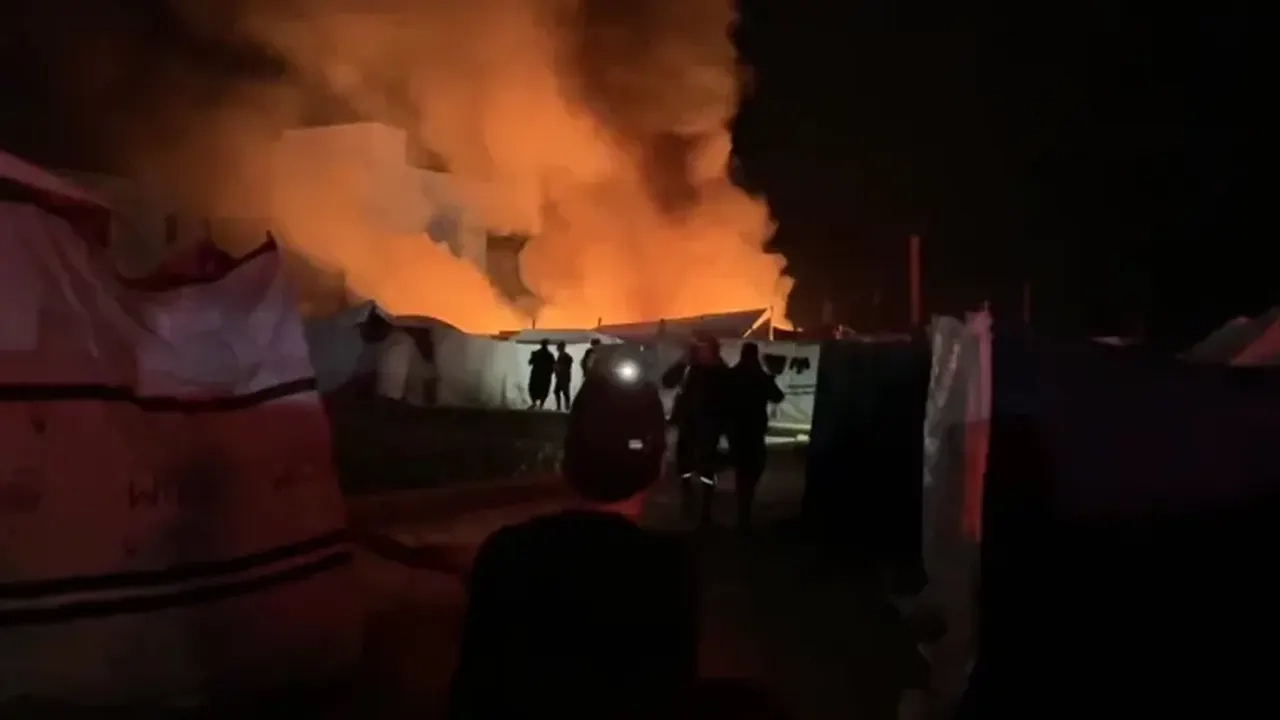 বাহরাইনে জ্বালানি ট্যাংকে ইরানের হামলার ঘটনা