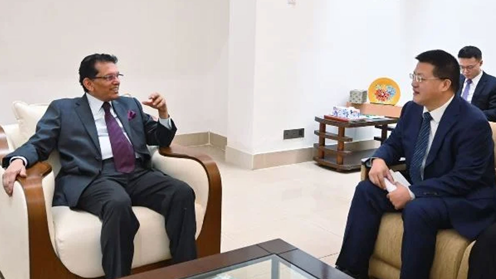 এপ্রিলের শুরুতে ঢাকা সফর করবেন চীনের উপ-পররাষ্ট্রমন্ত্রী