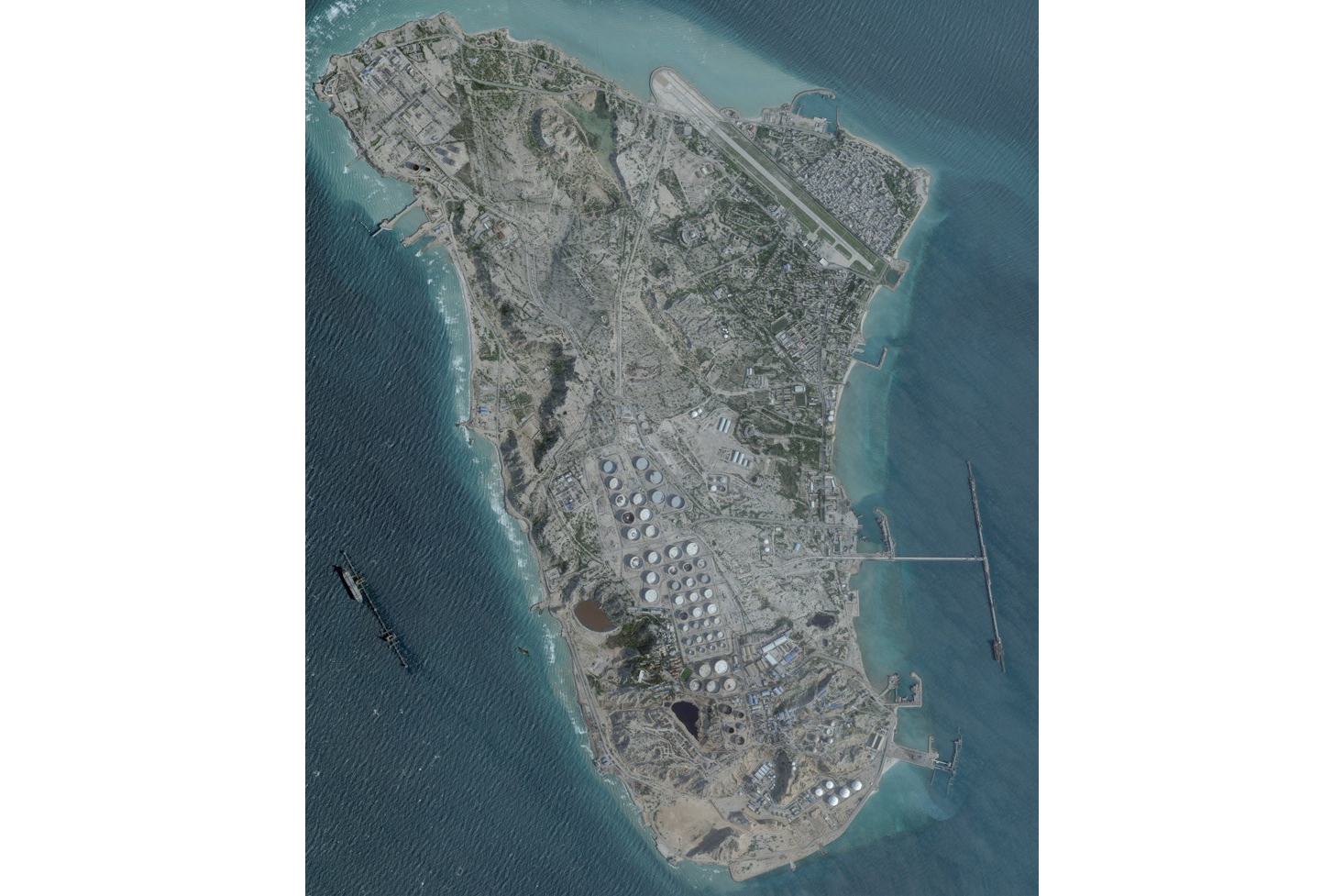 কোনো দ্বীপে হামলা হলে ‘সব সংযম ত্যাগ করবে’ ইরান