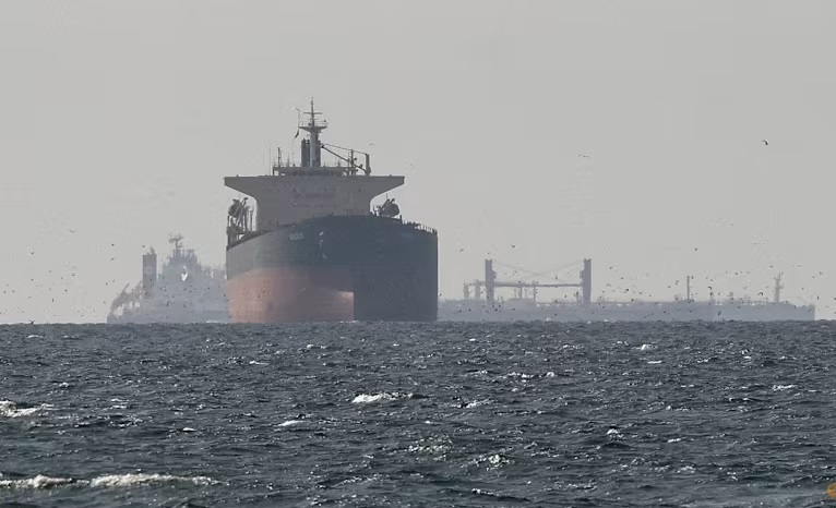 হরমুজে নিরাপত্তা নিশ্চিত সহজ নয়: যুক্তরাষ্ট্র; কিছু দেশ অনুমতি পাচ্ছে: