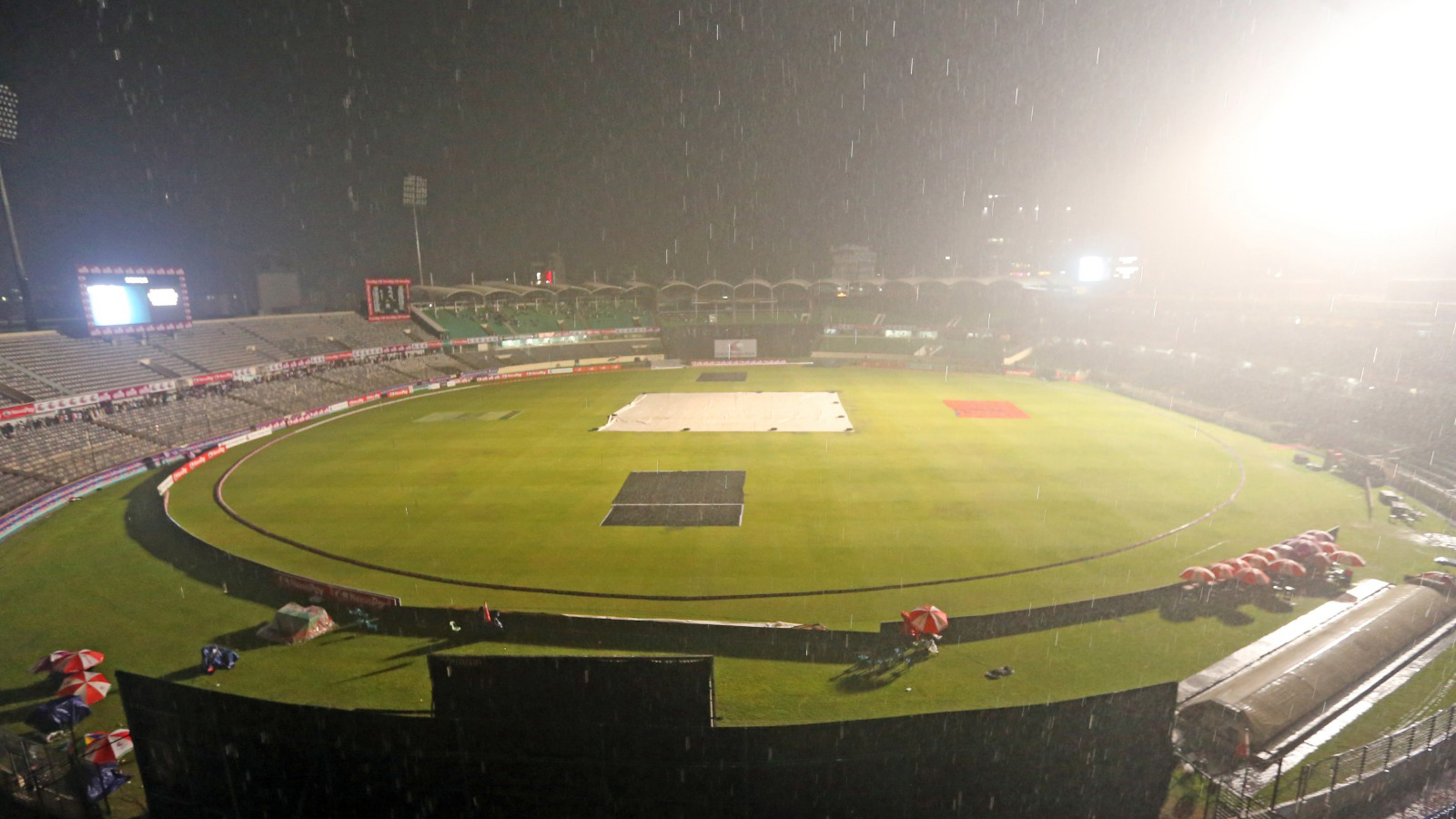 বৃষ্টির পর নতুন টার্গেট পেল বাংলাদেশ