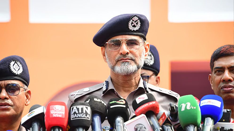 ঈদে কাউন্টারগুলোতে ভাড়ার চার্ট টানানোর নির্দেশ ডিএমপির