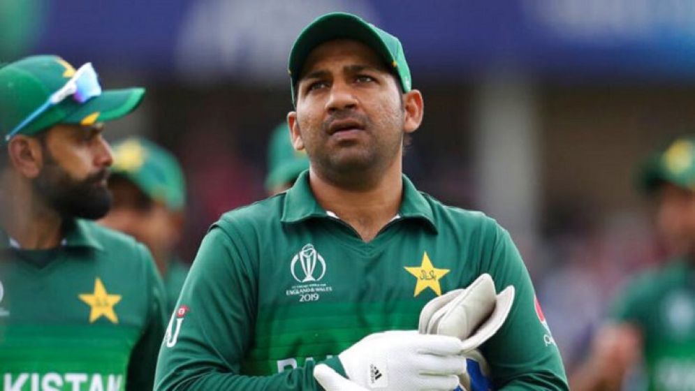 সরফরাজ আহমেদ আন্তর্জাতিক ক্রিকেট থেকে অবসর ঘোষণা করেছেন