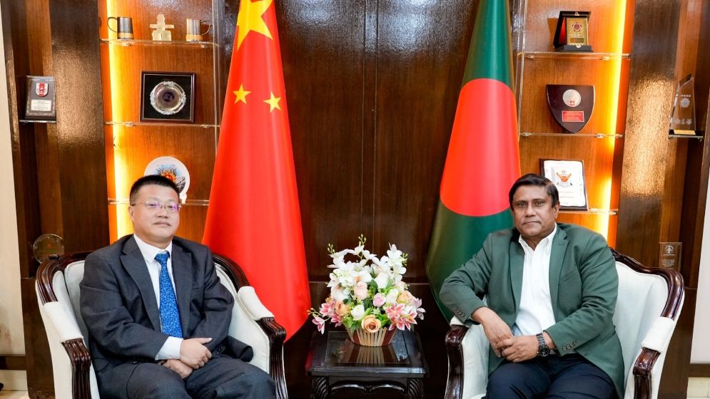 প্রধানমন্ত্রীর প্রতিরক্ষা উপদেষ্টার সঙ্গে চীনা রাষ্ট্রদূতের সাক্ষাৎ