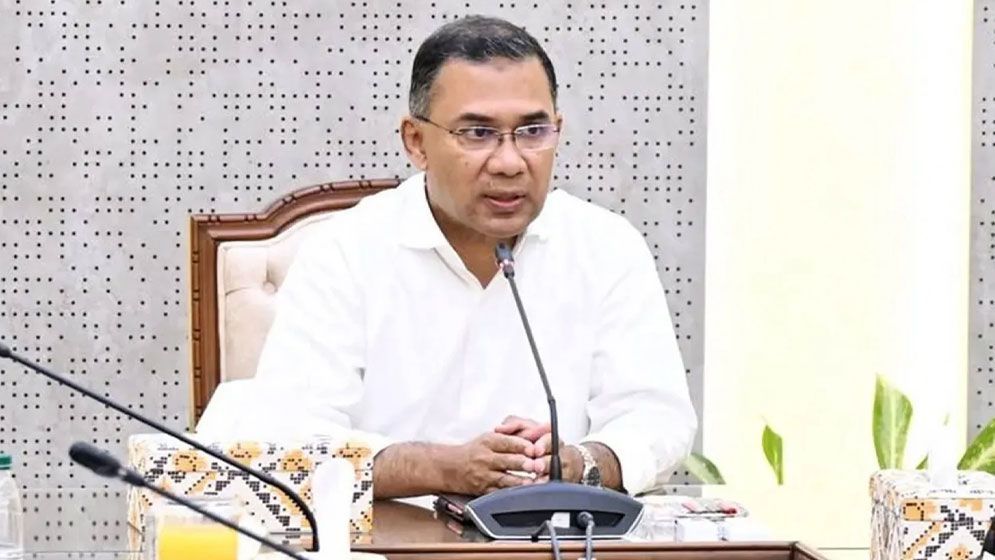 ঈদে ছুটিতেও জরুরি কাজ করছেন প্রধানমন্ত্রী