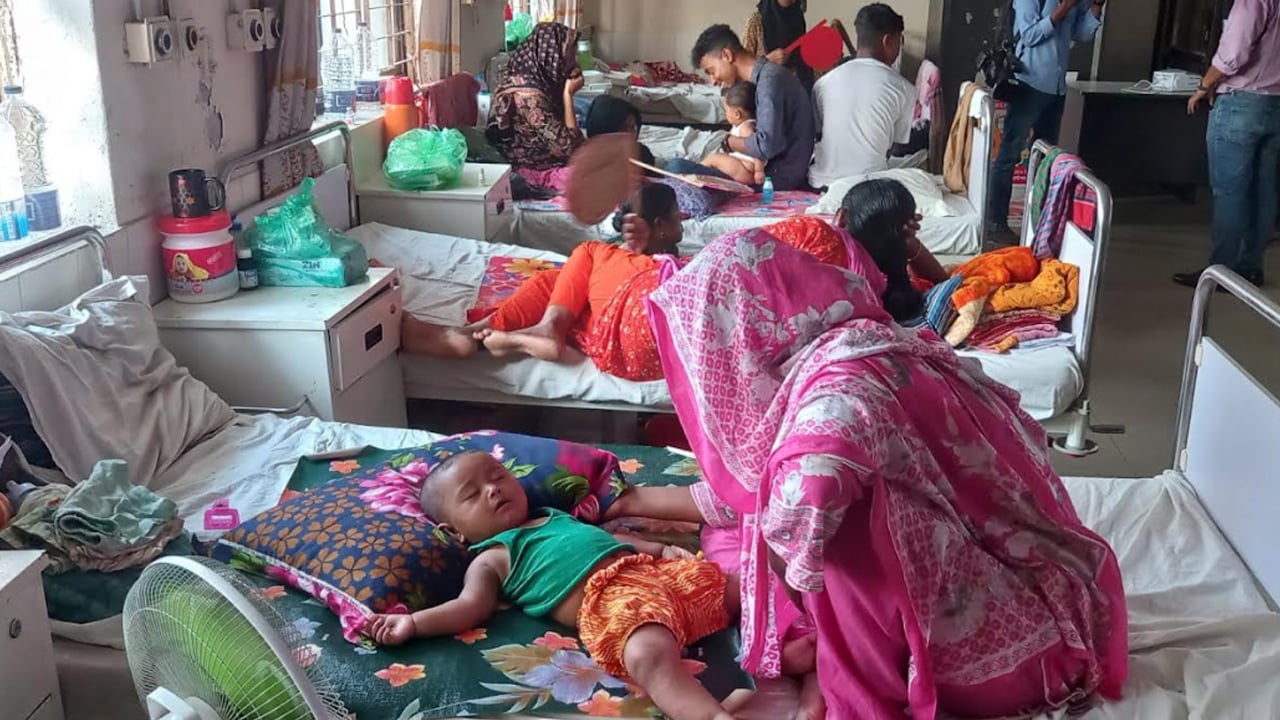 খুলনায় হামে আক্রান্ত শিশুর সংখ্যা তিনশোর কাছাকাছি, দুইজনের মৃত্যু