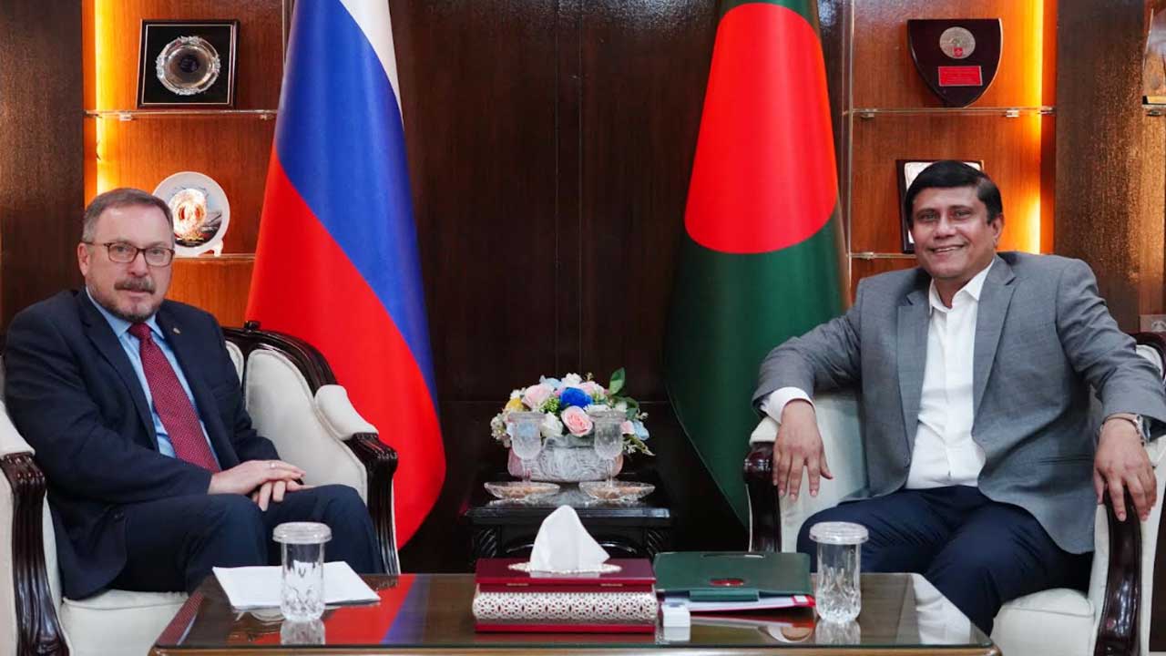 রাশিয়ার সঙ্গে বাংলাদেশের সামরিক সম্পর্ক জোরদারের আশাবাদ