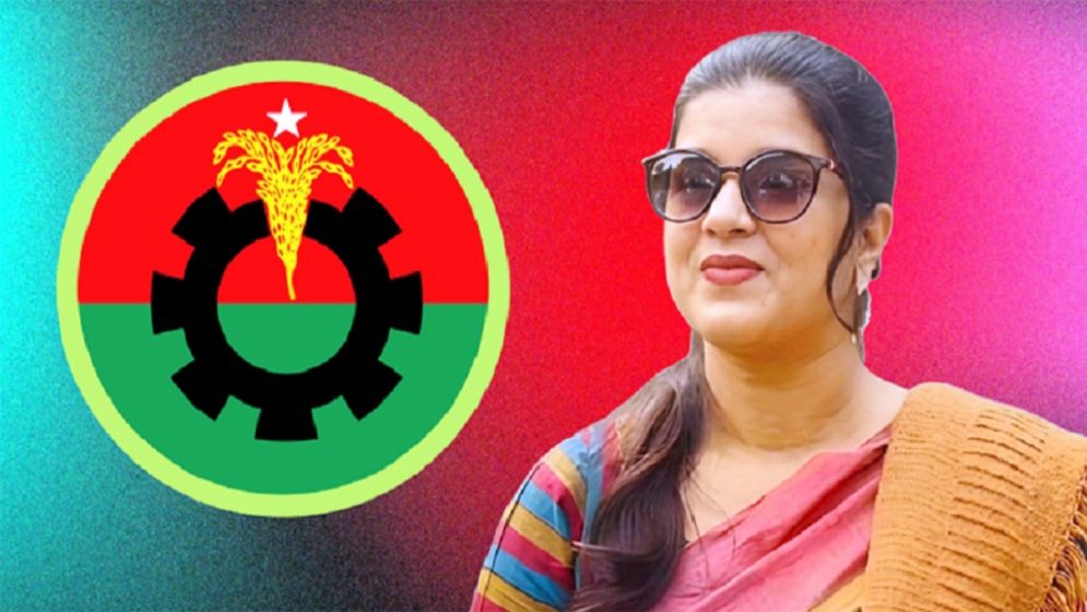 পাহাড়ে সংরক্ষিত নারী আসনে আলোচনায় কে এই লীনা