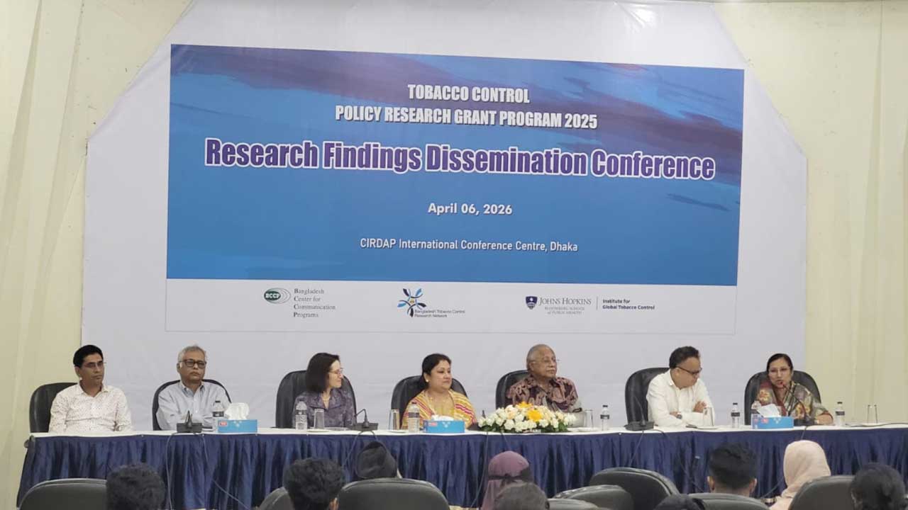 তামাকবিরোধী আইনের দুর্বল বাস্তবায়ন, বাড়ছে স্বাস্থ্য ঝুঁকি