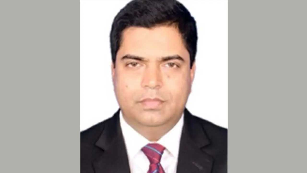 সহকারী অ্যাটর্নি জেনারেলের বিরুদ্ধে ৩ কোটি ২০ লাখ টাকা ঘুষের অভিযোগ