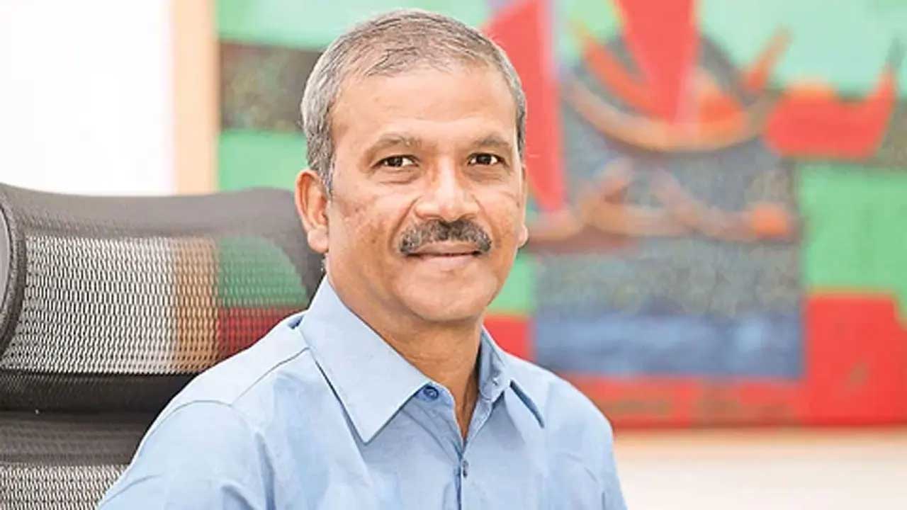 দুদকে আসিফ নজরুলের বিরুদ্ধে শতকোটি টাকা দুর্নীতির অভিযোগ