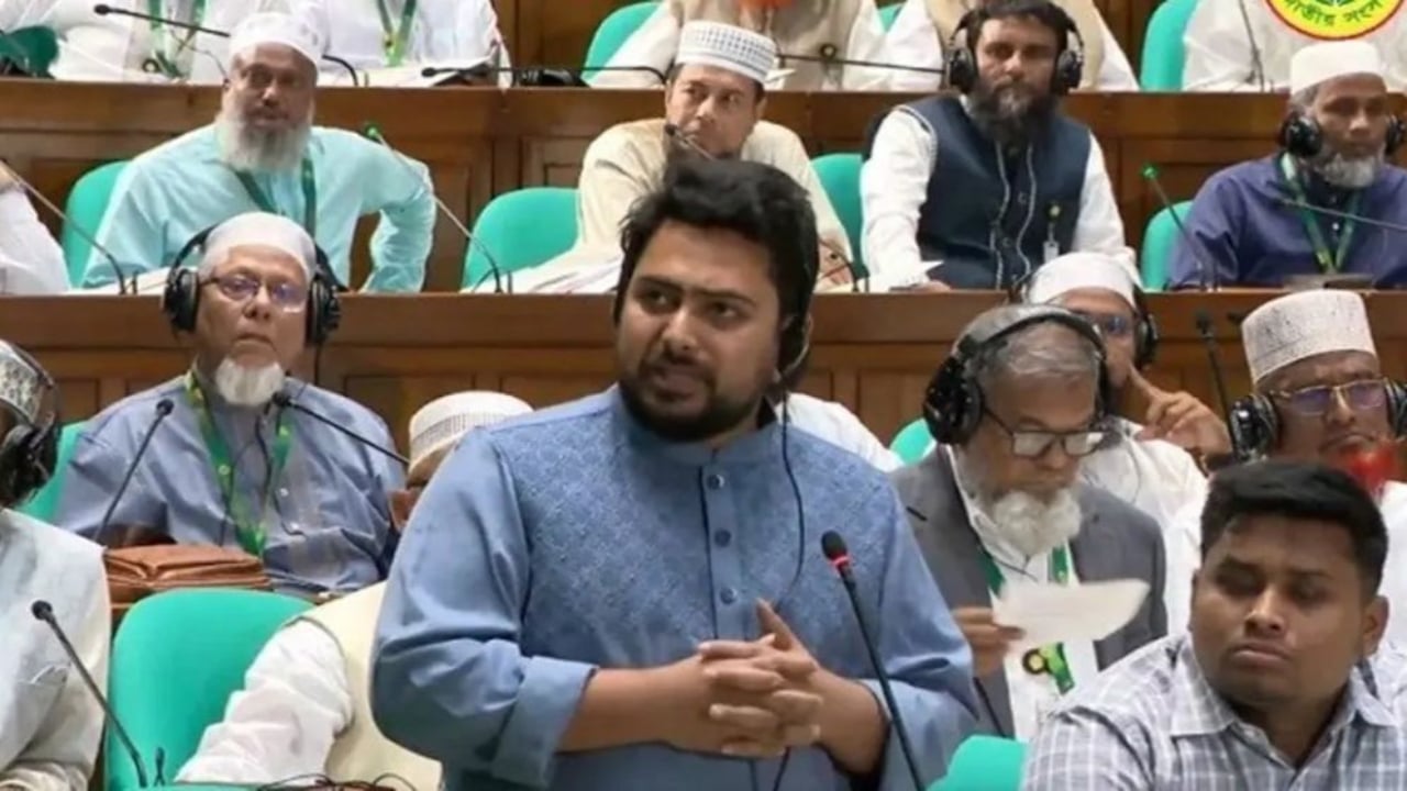 রাষ্ট্রপতির ভাষণের আলোচনা বাদ দেওয়ার প্রস্তাব নাহিদের