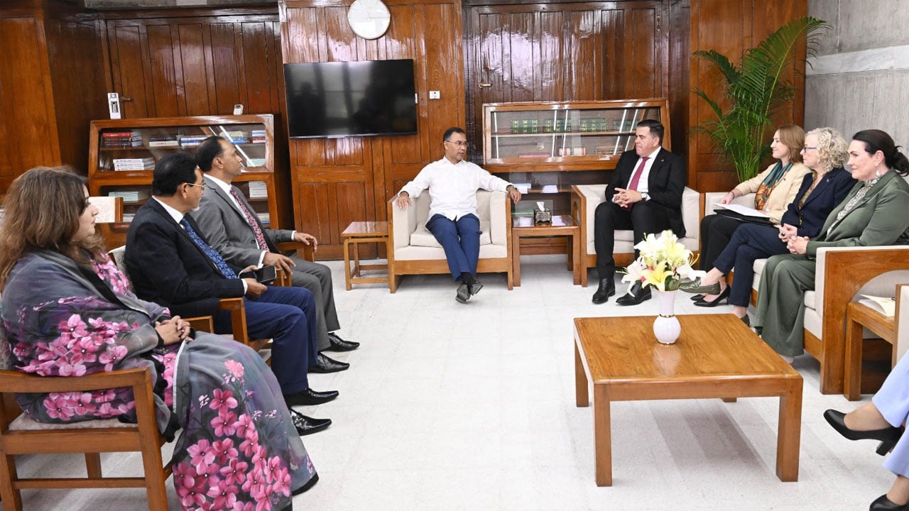 প্রধানমন্ত্রীর সঙ্গে অস্ট্রেলিয়ার স্পিকারের সৌজন্য সাক্ষাৎ