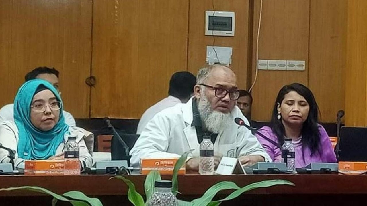 ২০৩০ সালের পর বাংলাদেশ কোথায় ভ্যাকসিন পাবে? প্রশ্ন ডা. সাইফ উল্লার
