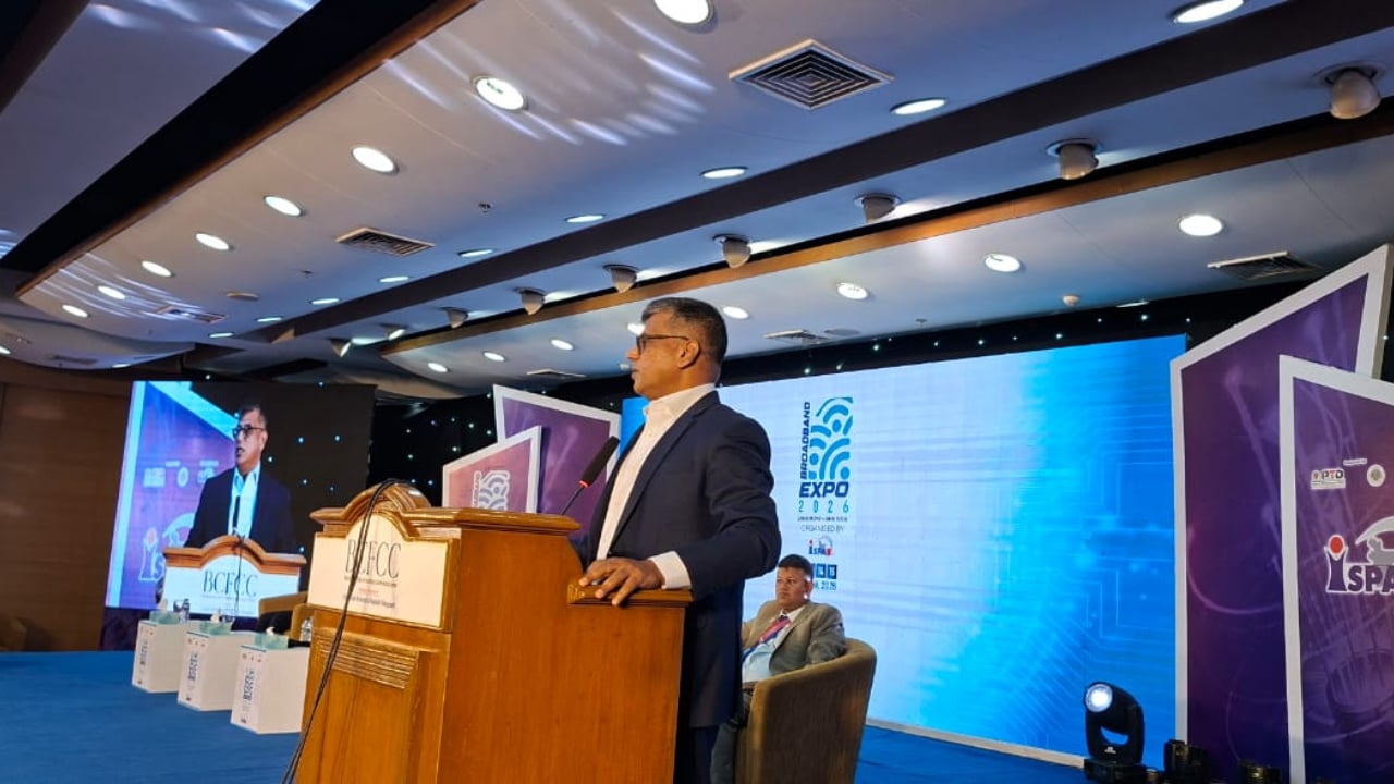 ইন্টারনেট সস্তা না হলে কাঙ্ক্ষিত উন্নয়ন সম্ভব নয়