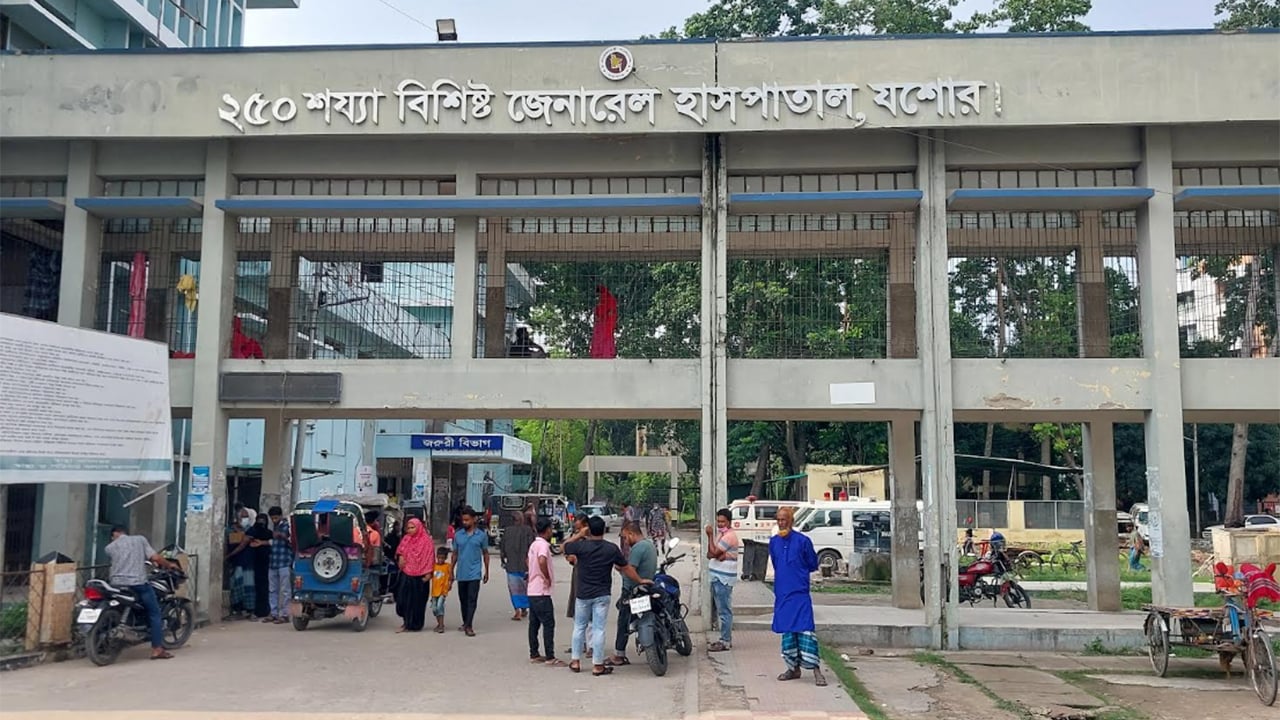 ঝিকরগাছায় সড়ক দুর্ঘটনায় বিজিবি সদস্য নিহত