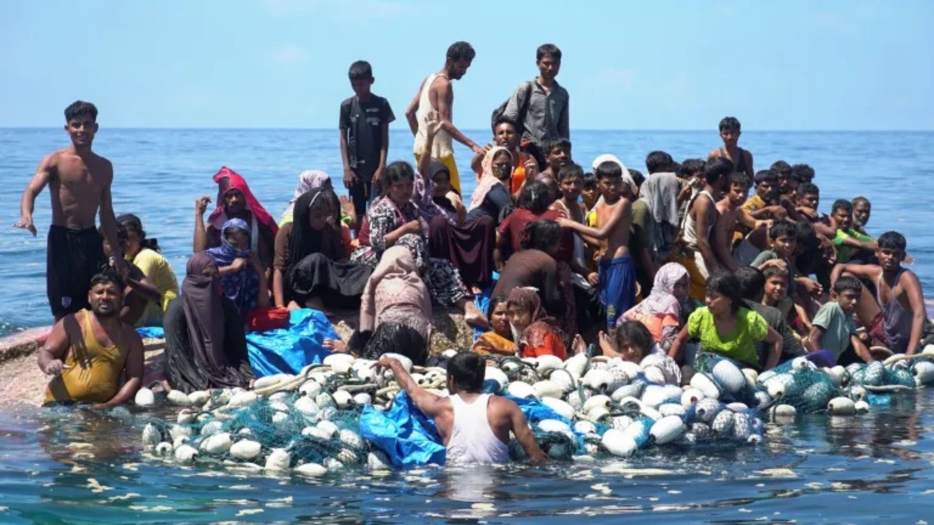 সাগরে এক বছরে ৯০০ রোহিঙ্গা নিখোঁজ কিংবা মৃত