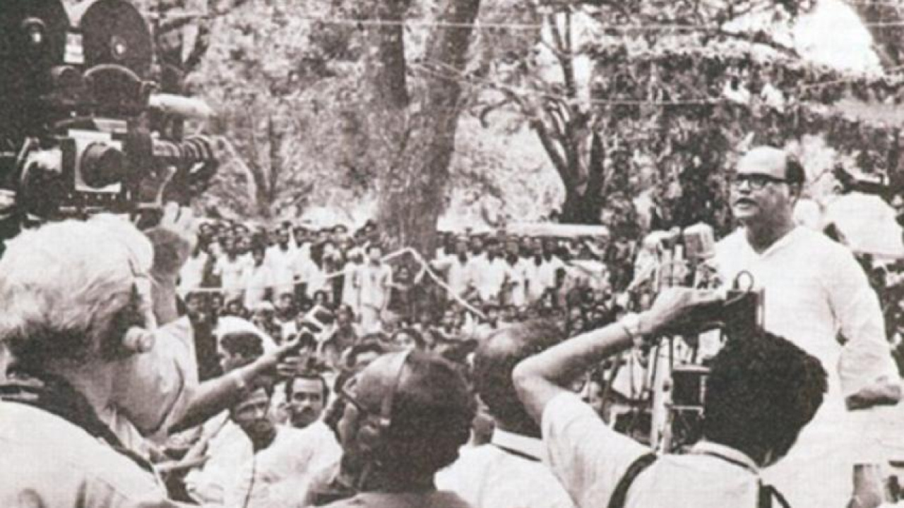 সাংবাদিকের বয়ানে মুজিবনগর সরকারের শপথ