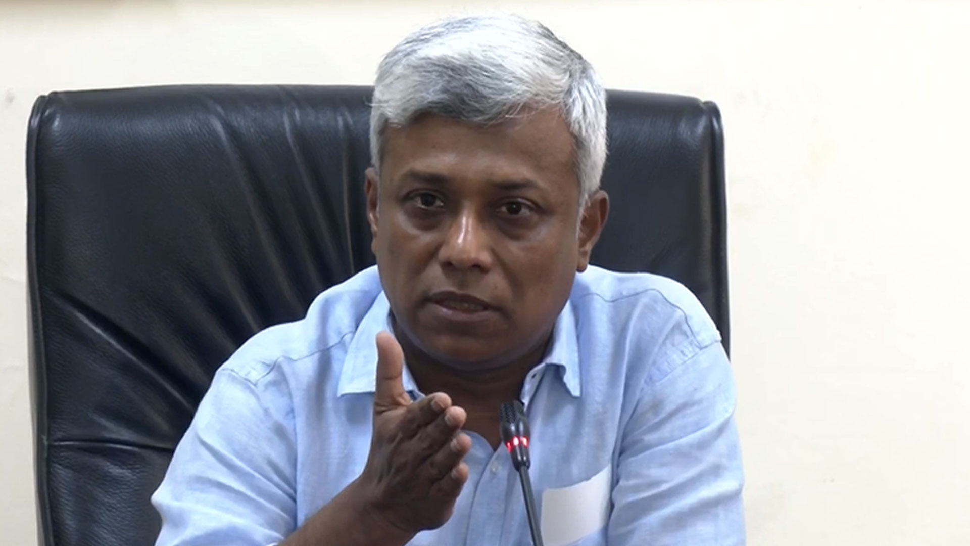 তেলের অস্বাভাবিক চাহিদা পূরণ করা অসম্ভব ব্যাপার: জ্বালানি প্রতিমন্ত্রী