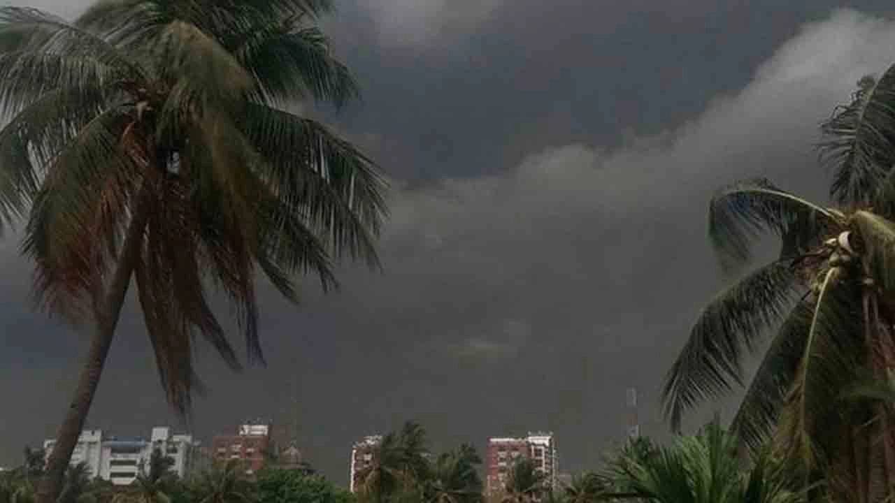 সন্ধ্যার মধ্যে ৬০ কিমি বেগে ঝড়ের পূর্বাভাস