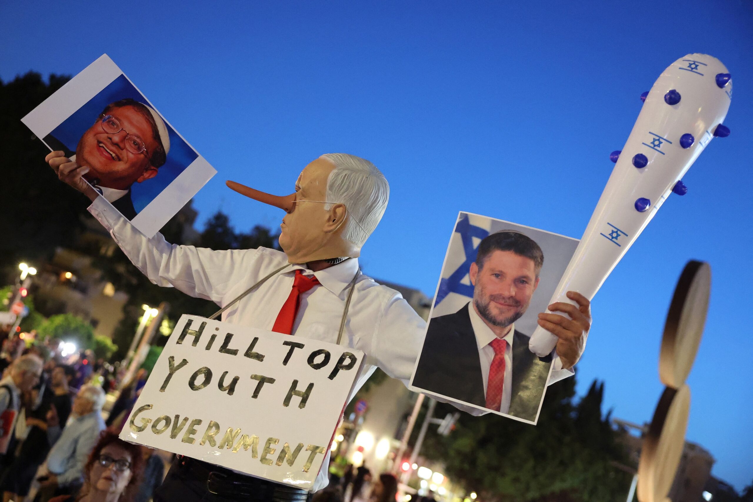 ‘নেতানিয়াহু আমাদের সমাজকে ভেতর থেকে ধ্বংস করে দিচ্ছেন’