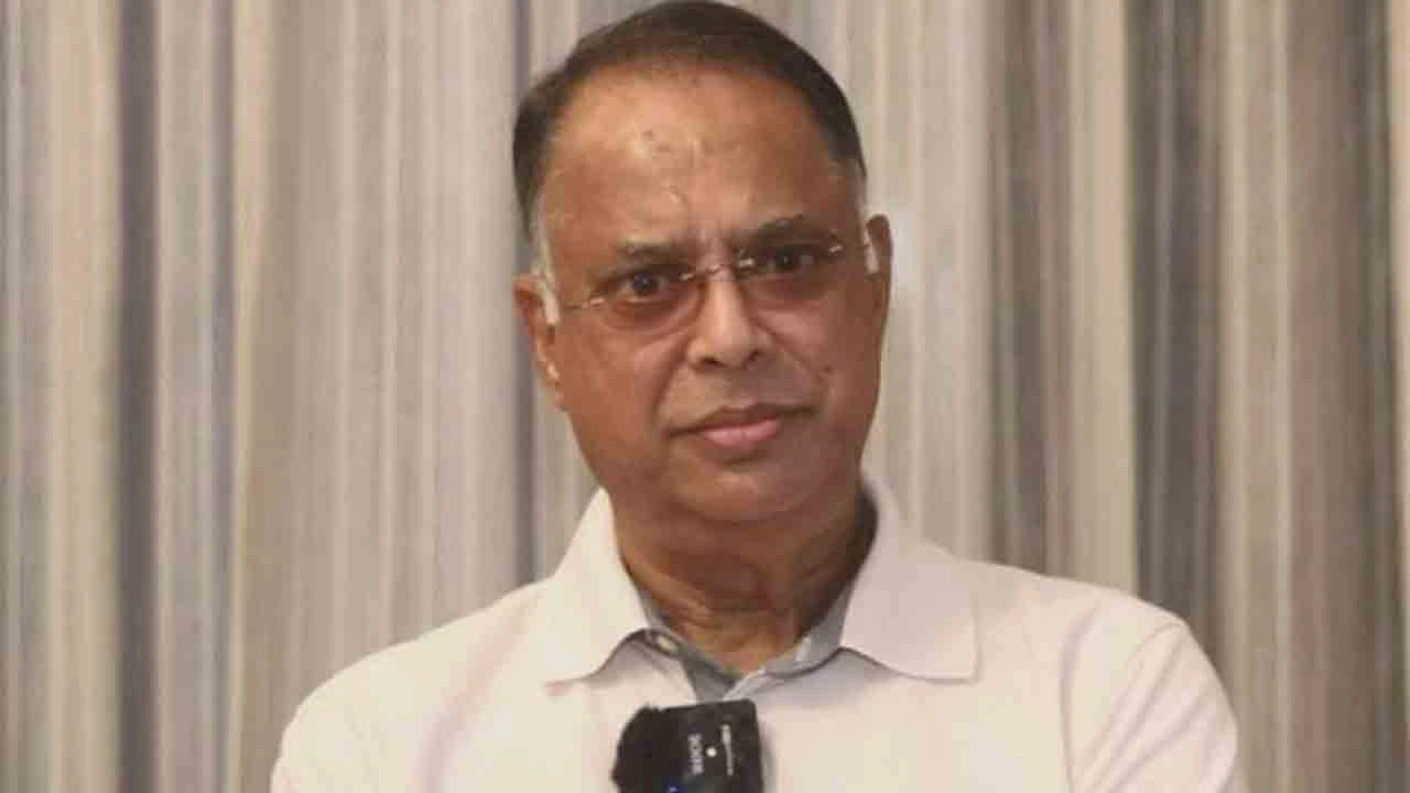 বিশ্ববাজারের তুলনায় তেলের দাম ‘সামান্য’ বেড়েছে: জ্বালানি মন্ত্রী