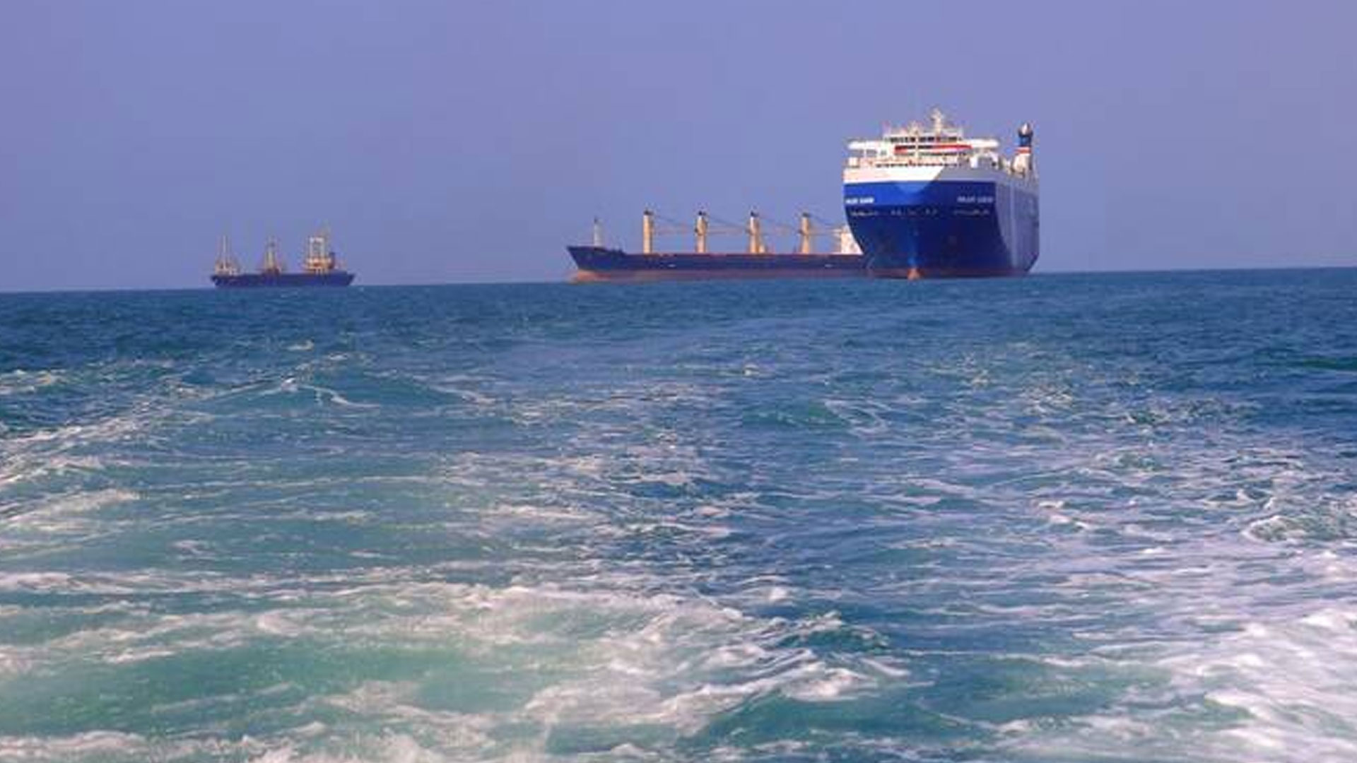 বাব আল-মানদেব প্রণালি কেন গুরুত্বপূর্ণ, হুতিরা বন্ধ করে দিলে কী