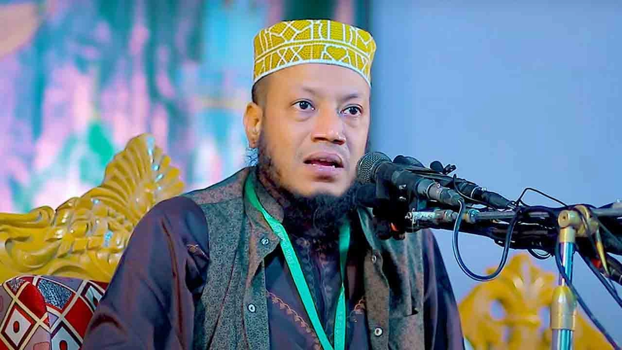 আমির হামজার বিরুদ্ধে গ্রেপ্তারি পরোয়ানা জারি