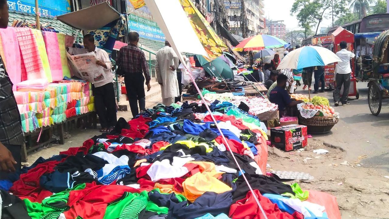 গুলিস্তানে হকারদের দখল ফেরার প্রক্রিয়া শুরু