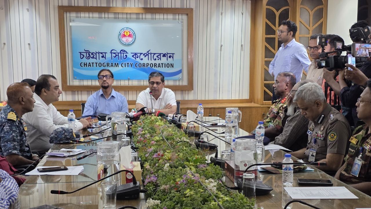 ‘আপনি সরকারবিরোধী লোক’—সিডিএ চেয়ারম্যানকে এলজিআরডি প্রতিমন্ত্রী