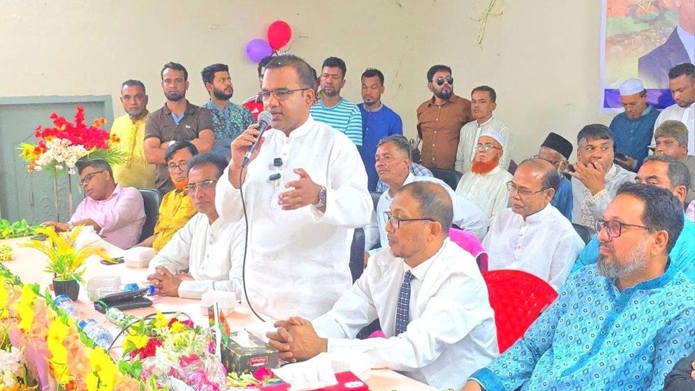 তারেক রহমানের নেতৃত্বে বাংলাদেশ মাথা উঁচু করে দাঁড়াবে: খন্দকার মারুফ