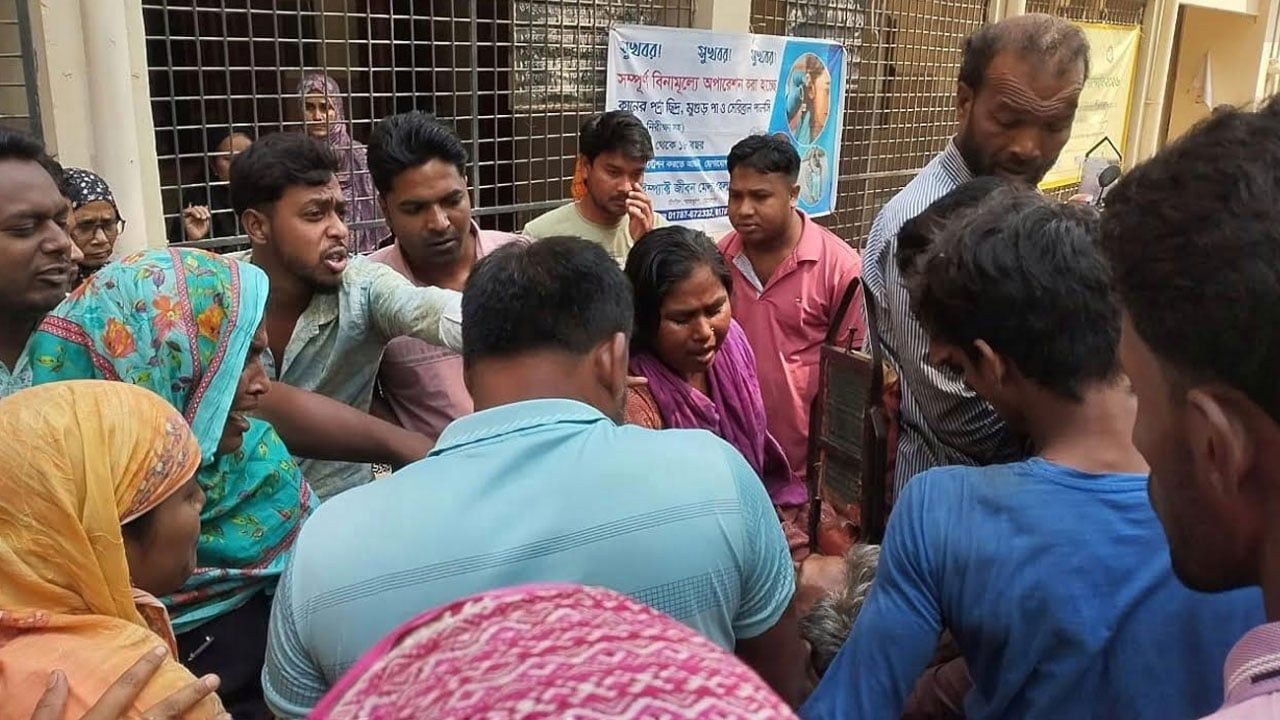 বিদ্যুৎস্পৃষ্টে দিনমজুরের মৃত্যু, উদ্ধার করতে গিয়ে নারী আহত