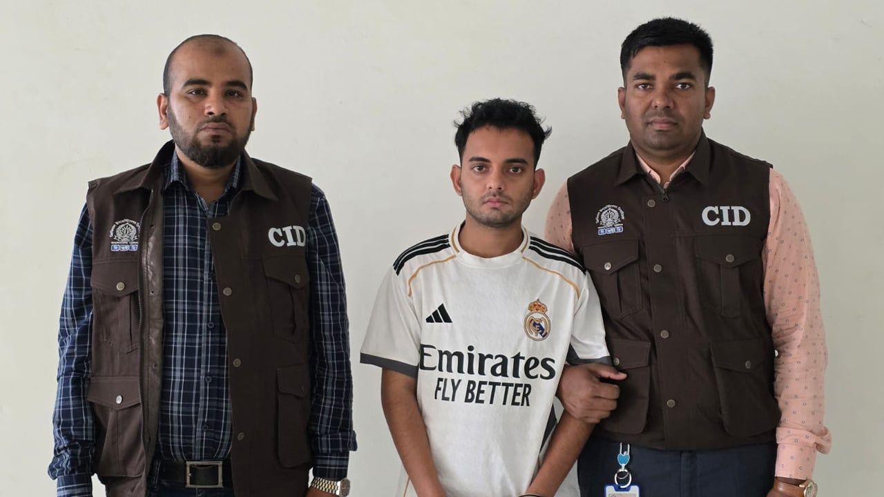 নাগরিকের এনআইডি-ব্যাংক অ্যাকাউন্টের তথ্য বিক্রি করছে চক্র, গ্রেপ্তার ৩