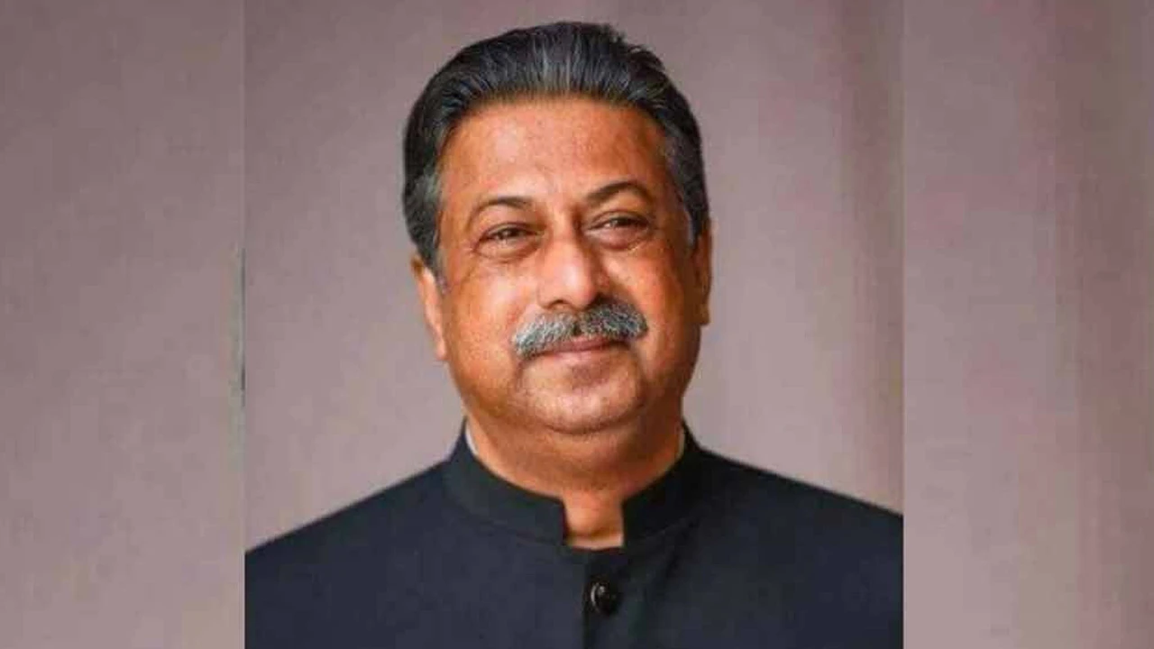দুর্নীতি মামলায় শেখ হেলাল ও স্ত্রীর আয়কর নথি জব্দের আদেশ