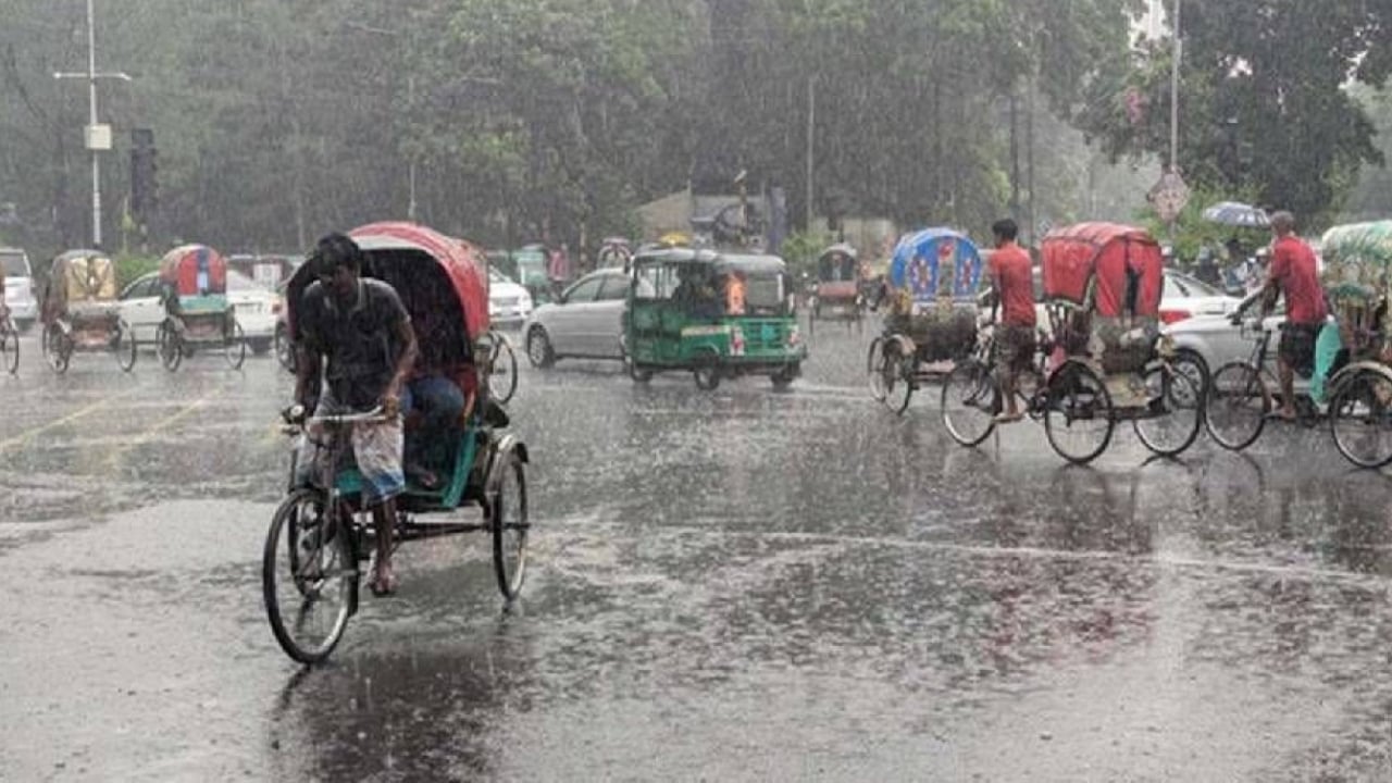 লঘুচাপে উত্তর-পূর্বাঞ্চলে বৃষ্টি বাড়বে, ভারী বর্ষণের পূর্বাভাস