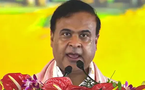 টানা দ্বিতীয়বার আসামের মুখ্যমন্ত্রী হিসেবে শপথ নিলেন হিমন্ত শর্মা