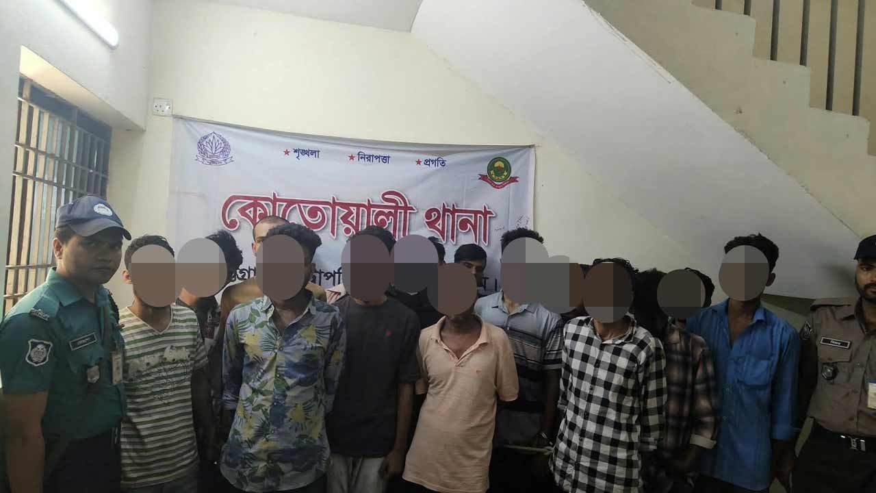 চট্টগ্রামে ‘জয় বাংলা’ স্লোগান, আ.লীগের ১৯ নেতাকর্মী গ্রেপ্তার
