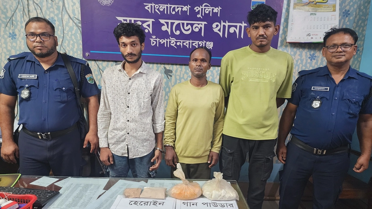 চাঁপাইনবাবগঞ্জে সাংবাদিকদের ওপর হামলার ঘটনায় অবশেষে গ্রেপ্তার রাব্বি-সোহেল