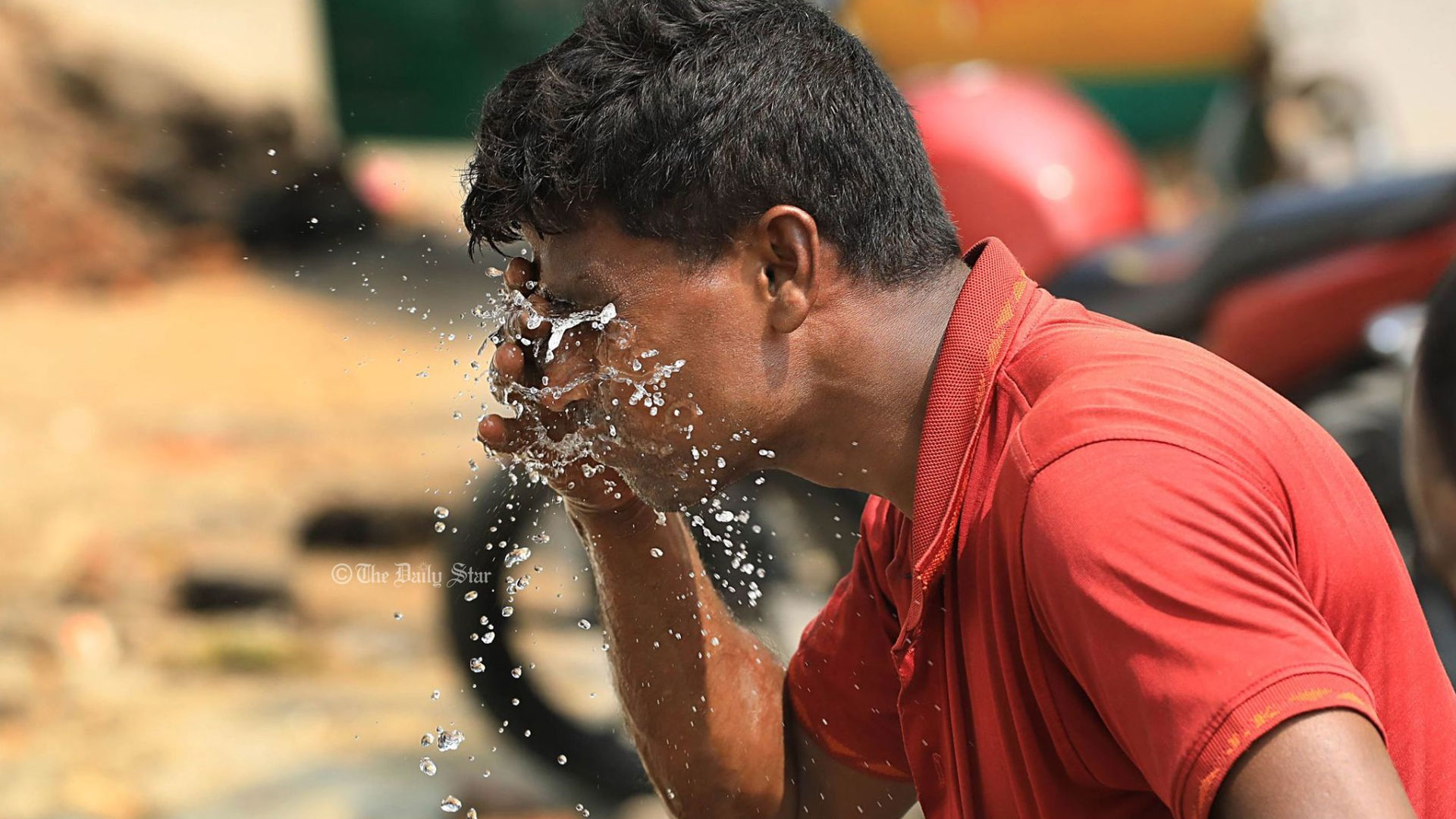 বৃষ্টিতেও স্বস্তি নেই, সারা দেশে বাড়বে গরম