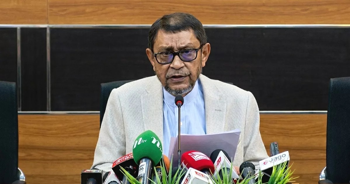 বিদেশিরা না দিলে ভ্যাকসিন দিতে পারব না: স্বাস্থ্যমন্ত্রী