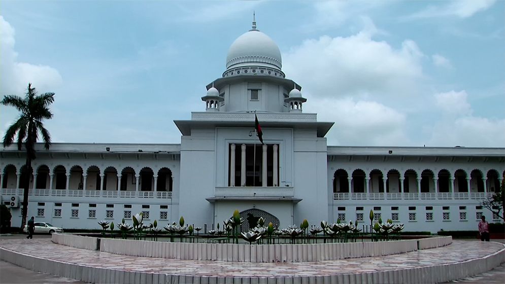 গ্রামীণ ব্যাংকের ক্ষুদ্রঋণের সুদ হার বাণিজ্যিক ব্যাংকের সাথে কেন সামঞ্জস্য রাখা হবে না