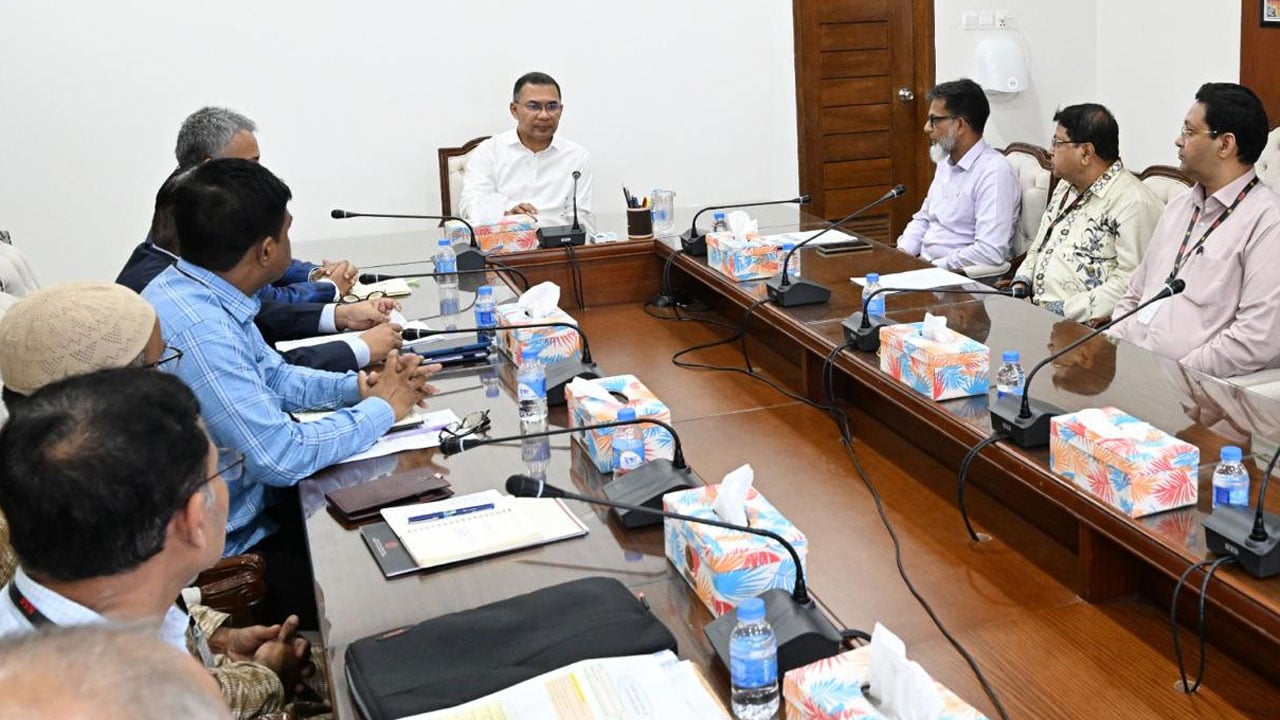 বিআরটি প্রকল্প নিয়ে প্রধানমন্ত্রীর সভা অনুষ্ঠিত