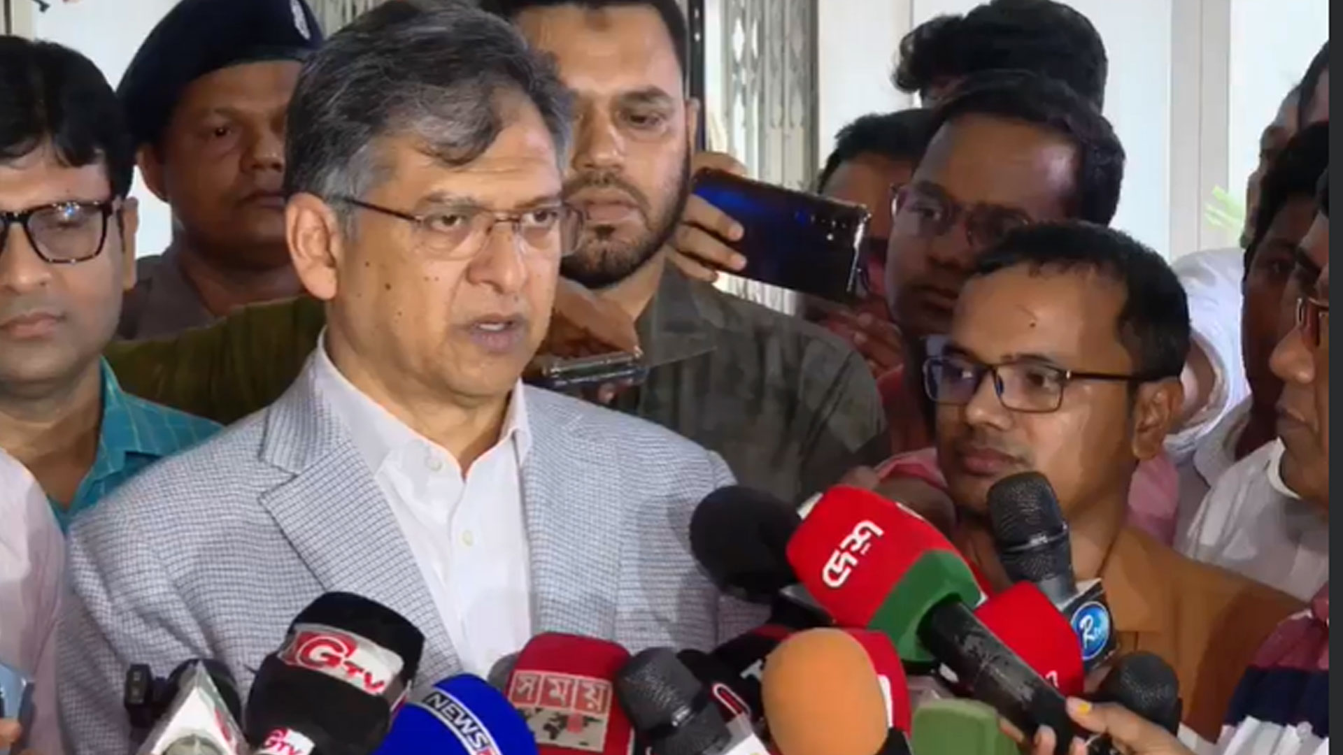 ঢাকাসহ ৪ মহানগর ও ২ জেলায় সেনা মোতায়েনের সিদ্ধান্ত