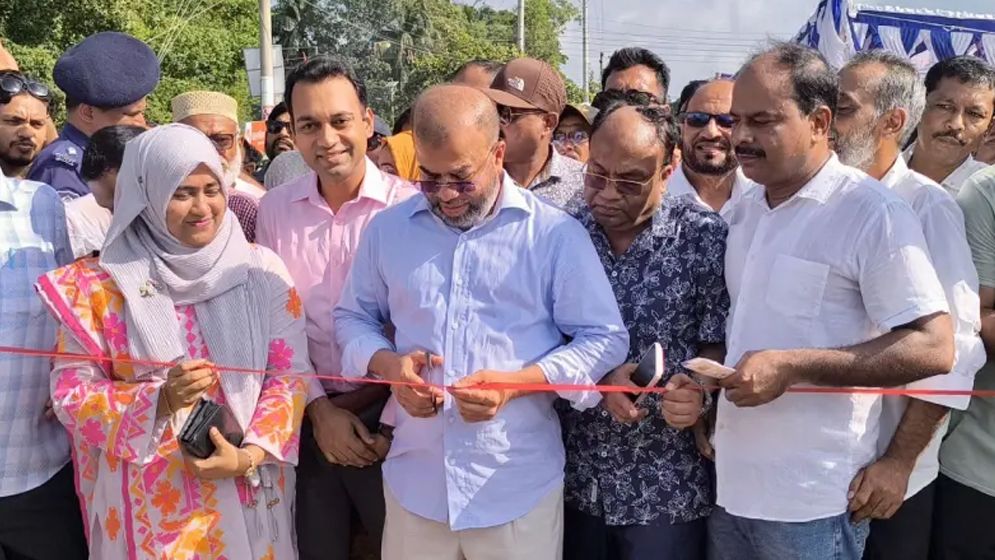 ২৩ বছর পর মোংলা নদীতে চালু হলো ২৪ ঘণ্টার ফেরি সার্ভিস