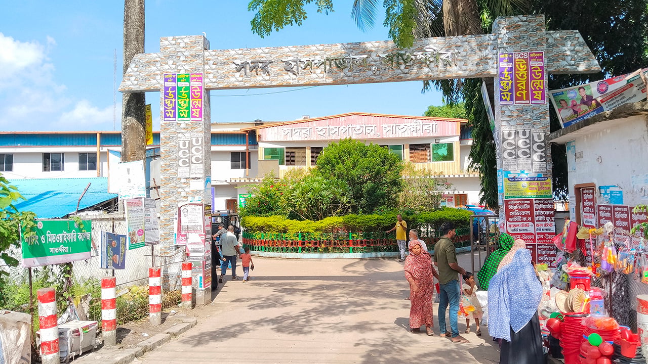 সাতক্ষীরায় বিদেশফেরত নারীর ঝুলন্ত মরদেহ উদ্ধার